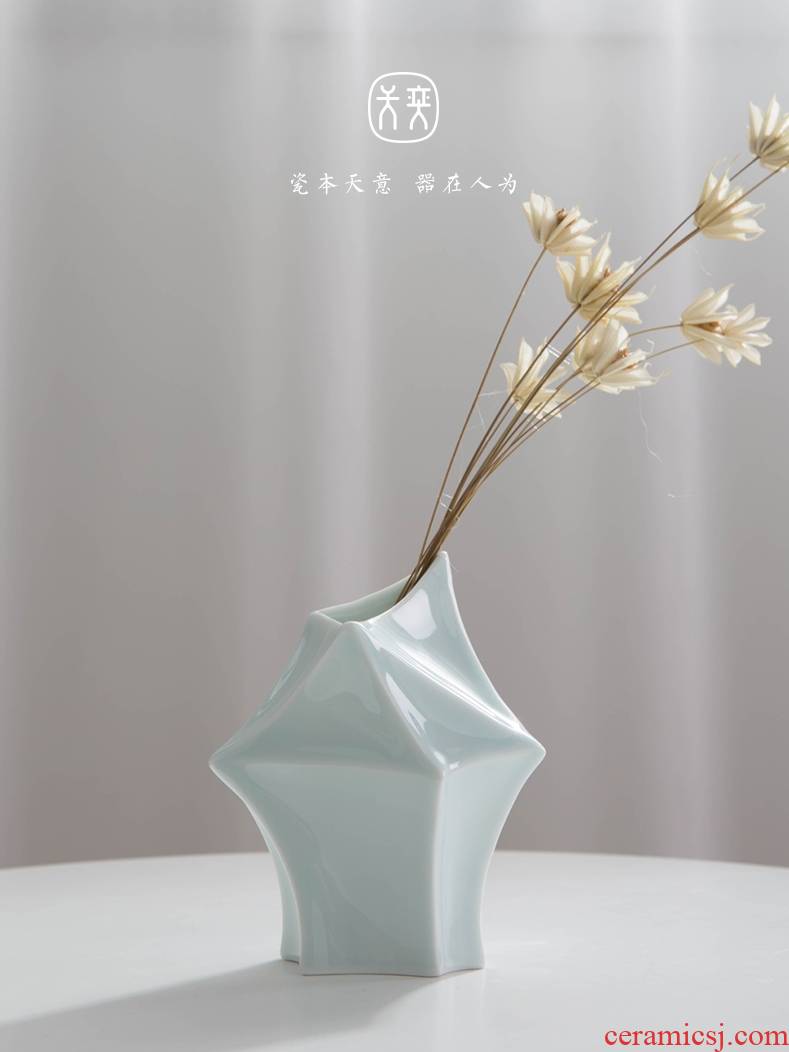 The tat day yi ceramic vase furnishing articles TV ark, desktop hydroponic flowers adornment flowers sitting room tea table