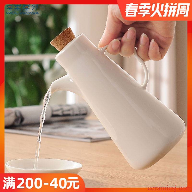 Caster ceramic kitchen seasoning oil can clear white household pot of soy sauce pot of vinegar bottle bottles of 500 ml