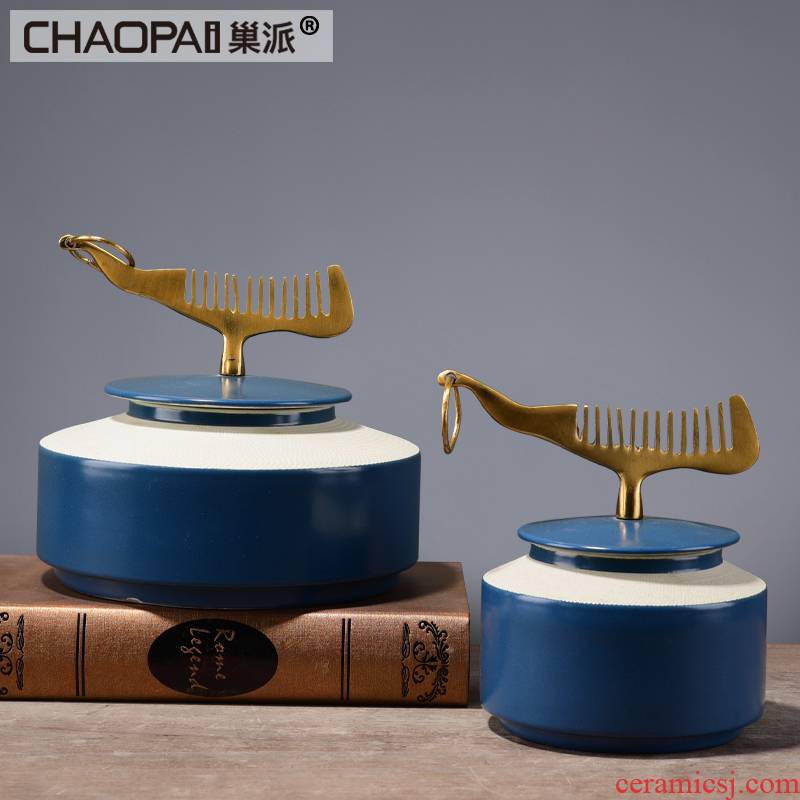 Classical style comb storage tank is placed a blue ceramic decoration ware version into craft gift