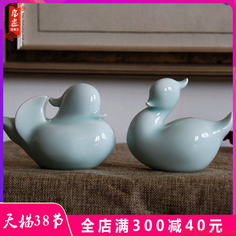 Lovely place to live in the sitting room the bedroom decorates the manual shadow of jingdezhen ceramics green yuanyang decoration wedding gift