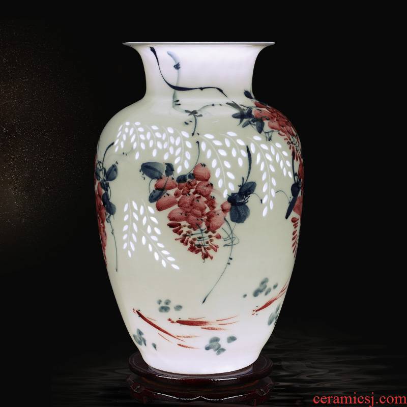 Creative thin foetus and exquisite porcelain jingdezhen ceramics sabingga sukdun dergici jimbi furnishing articles carve vases, flower arranging hand - made ornaments