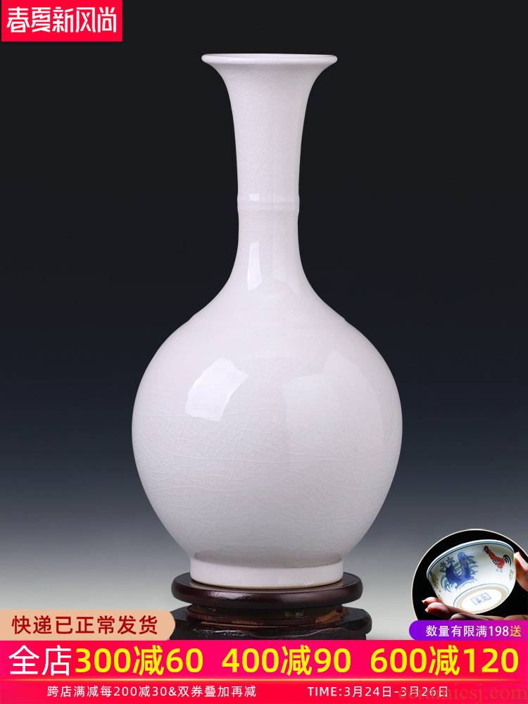 Jingdezhen ceramics white vase furnishing articles sitting room flower arrangement of I and contracted wine household decorations arts and crafts
