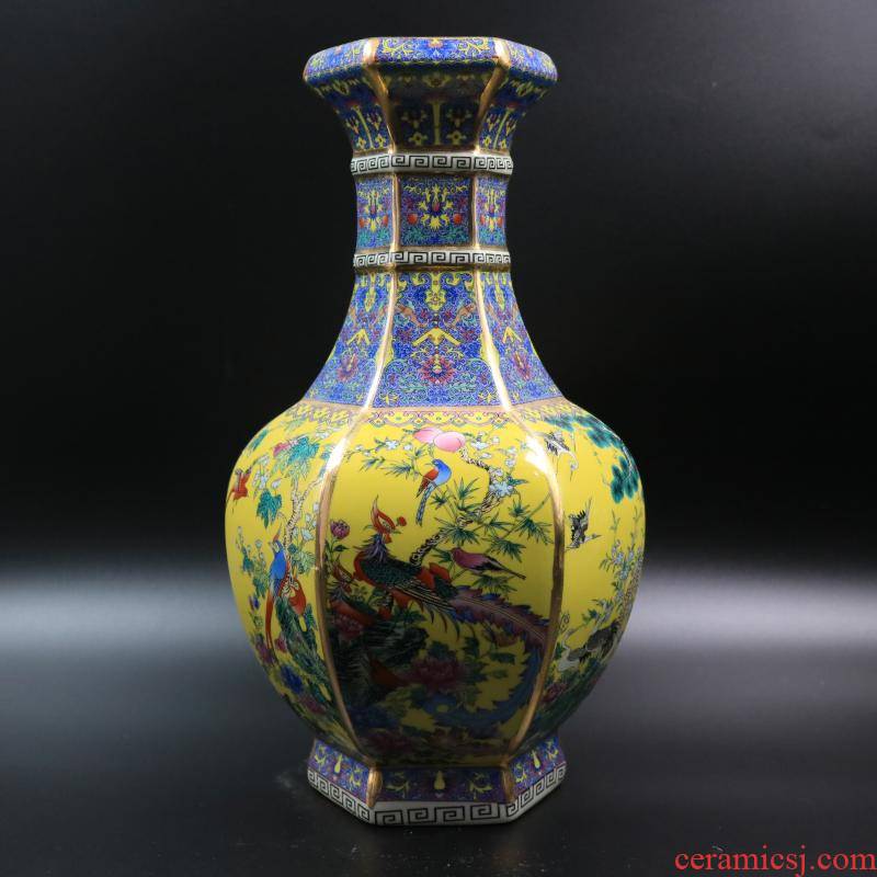 When the Qing qianlong yellow ground see colour enamel six - party flower design archaize with old household goods China antique