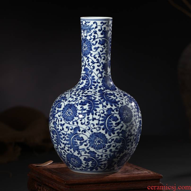 Jingdezhen ceramic vase hand - made tree furnishing articles of Chinese style of archaize sitting room blue and white porcelain home decoration
