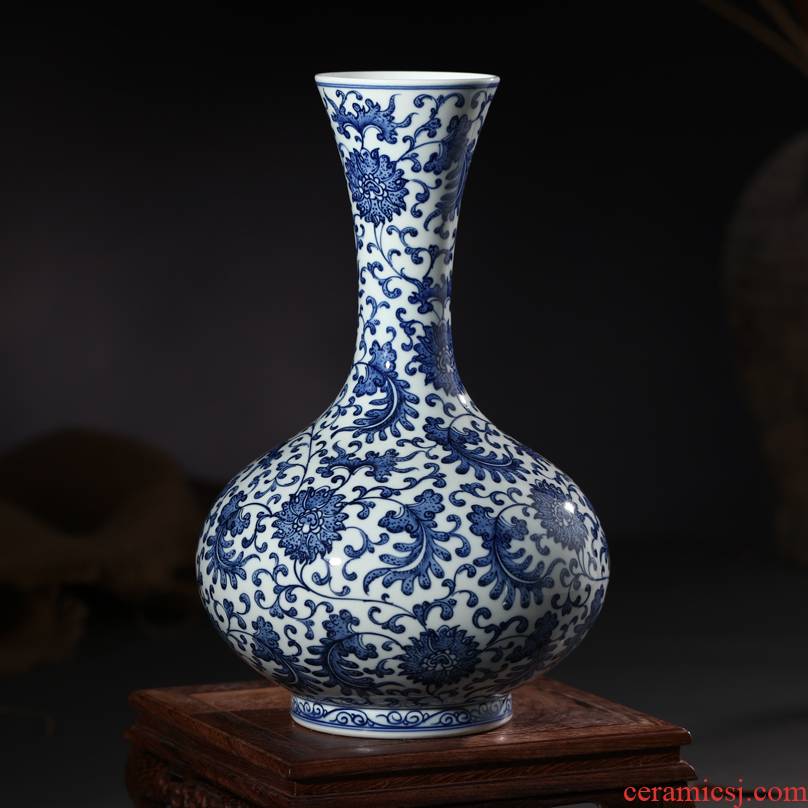 Furnishing articles jingdezhen porcelain ceramic vase Chinese antique blue and white porcelain hand - made sitting room home decorative arts and crafts