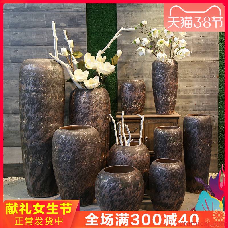 Coarse pottery retro landing mesa vase sitting room decoration to the hotel restaurant ceramic flower implement Chinese contracted earthenware jug