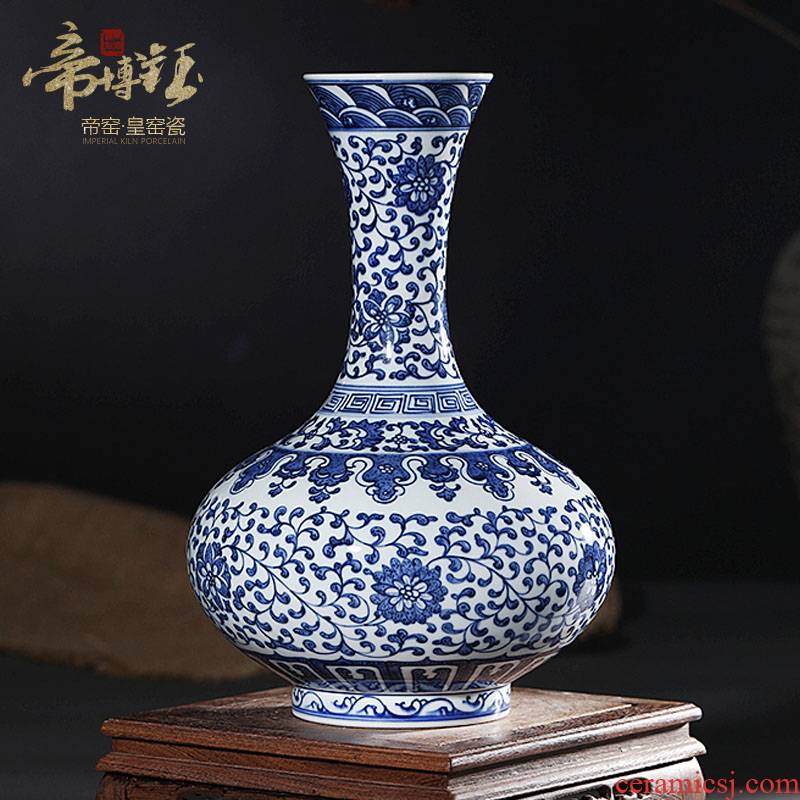 Antique hand - made furnishing articles of blue and white porcelain jingdezhen ceramics vase handicraft decoration porch decorate bookcase