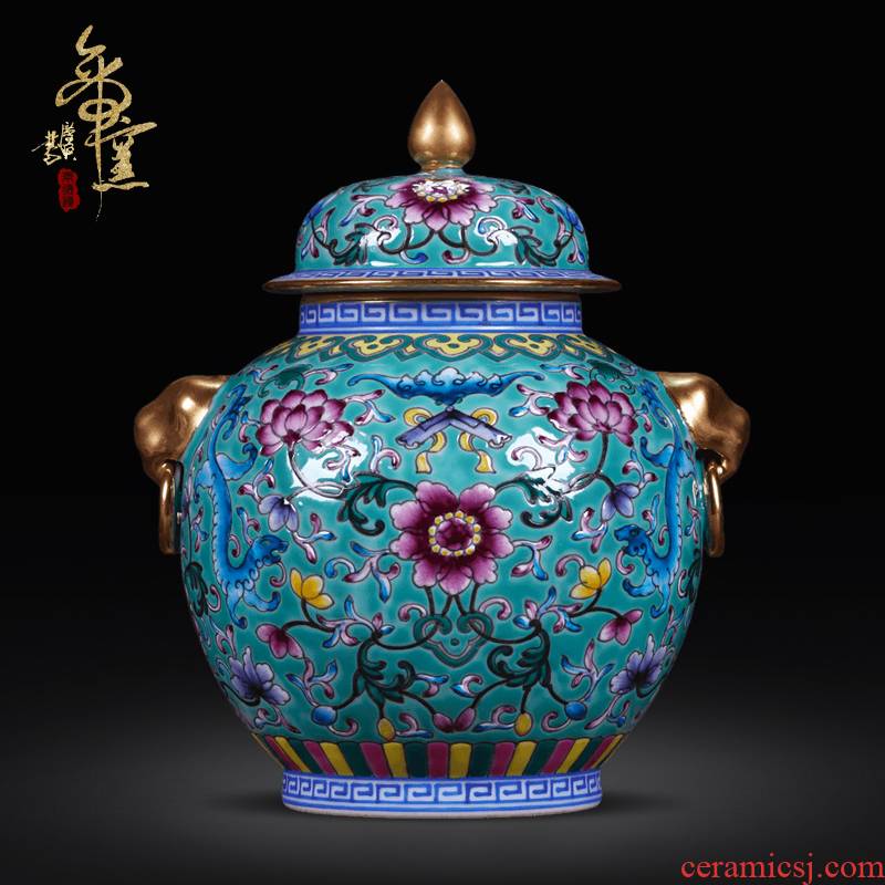 Jingdezhen ceramics archaize the qing qianlong trace golden lion ear tank enamel vase Chinese crafts are sitting room