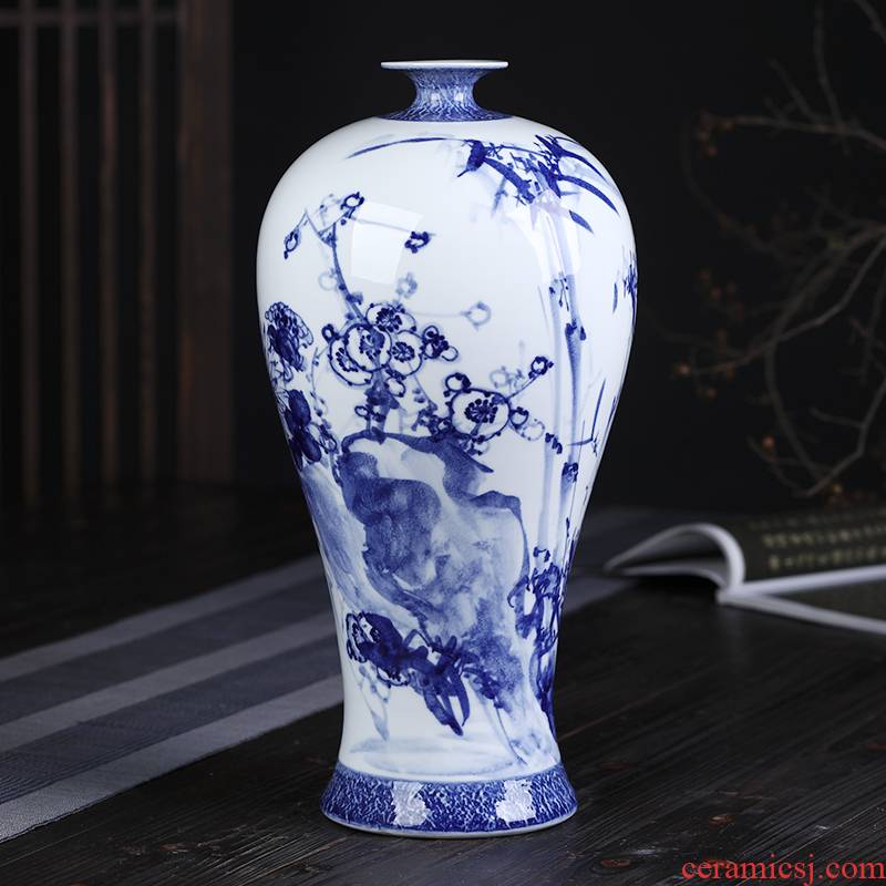 Jingdezhen ceramic masters hand draw blue and white porcelain vases, flower arrangement furnishing articles sitting room porch ark of new Chinese style decoration