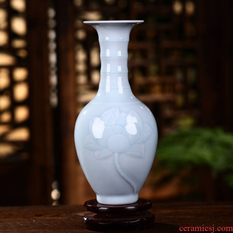 Jingdezhen ceramic floret bottle of Chinese style living room furnishing articles furnishing articles celadon flower arranging rich ancient frame porcelain home decoration