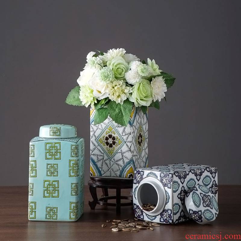 Jingdezhen ceramic furnishing articles I household storage tank with cover large sitting room to receive tank decoration soft adornment is placed