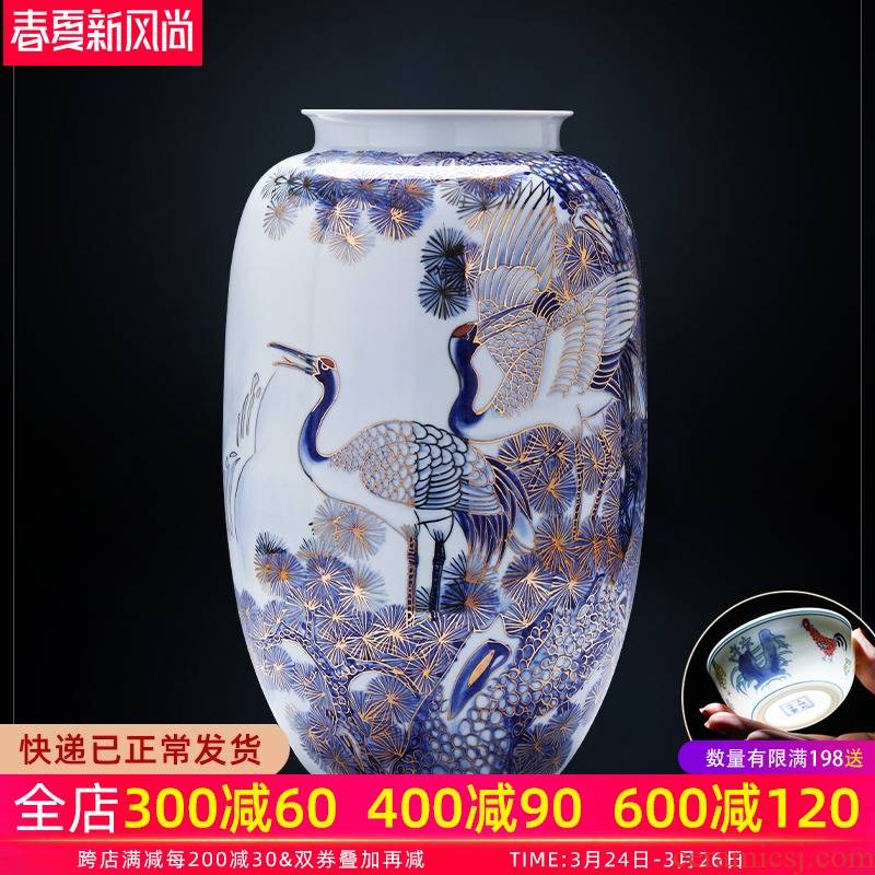 Jingdezhen ceramics hand - made paint vase furnishing articles light pine crane, live the new Chinese style key-2 luxury ground large blue and white porcelain