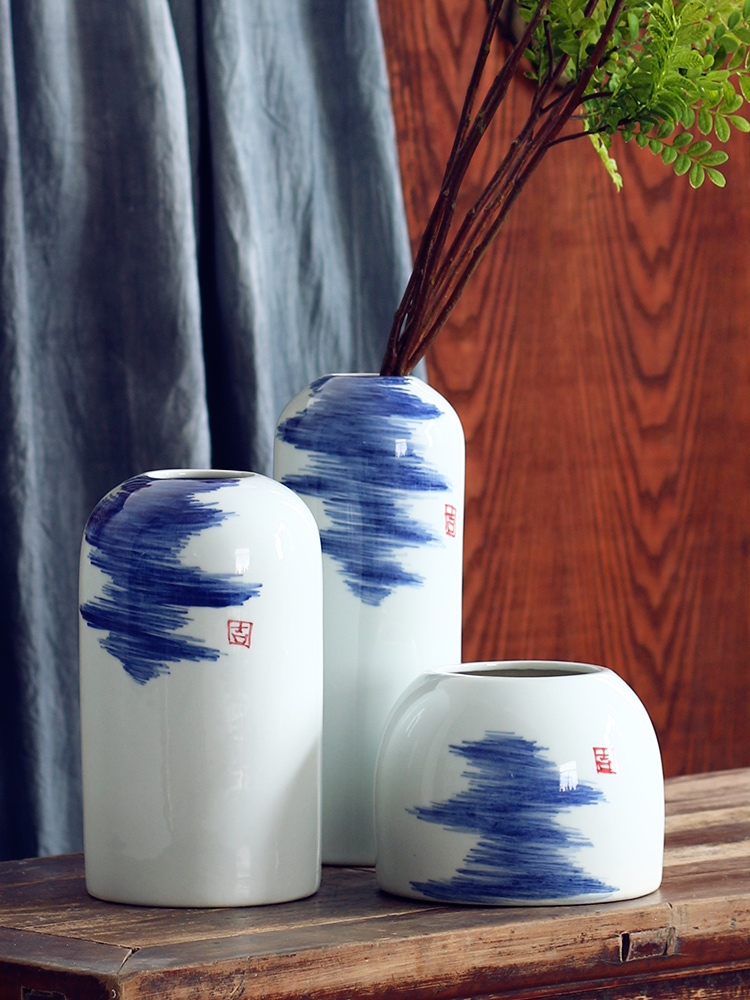 Green xia three - piece suit of blue and white porcelain of jingdezhen ceramic vases, Chinese style bedroom straight furnishing articles clear soup WoGuo desktop