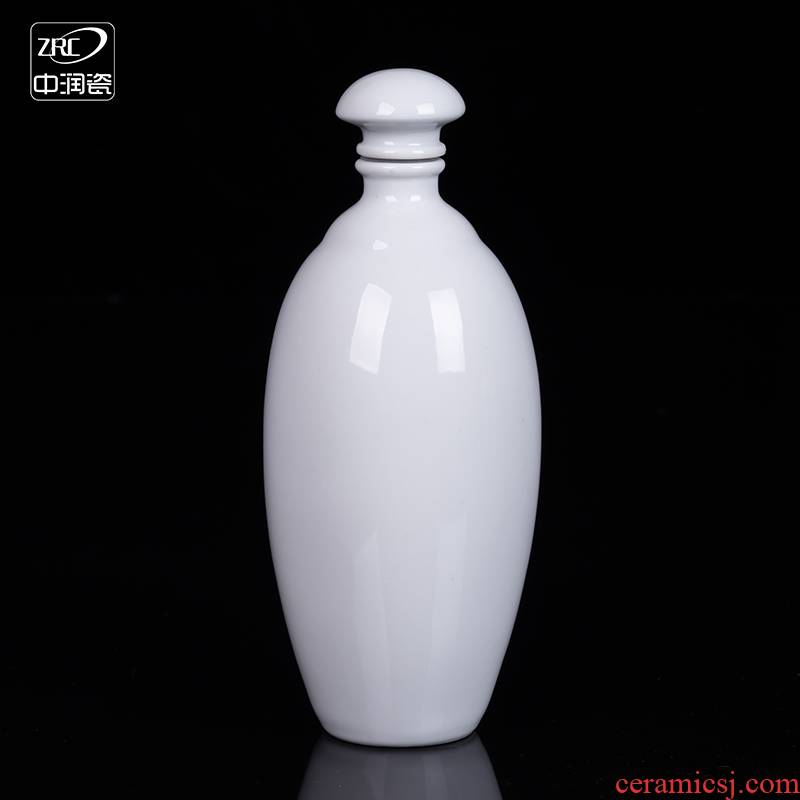 Jingdezhen ceramic bottle creative home empty wine bottle seal decorative custom liquor wine jars 1 catty put white child