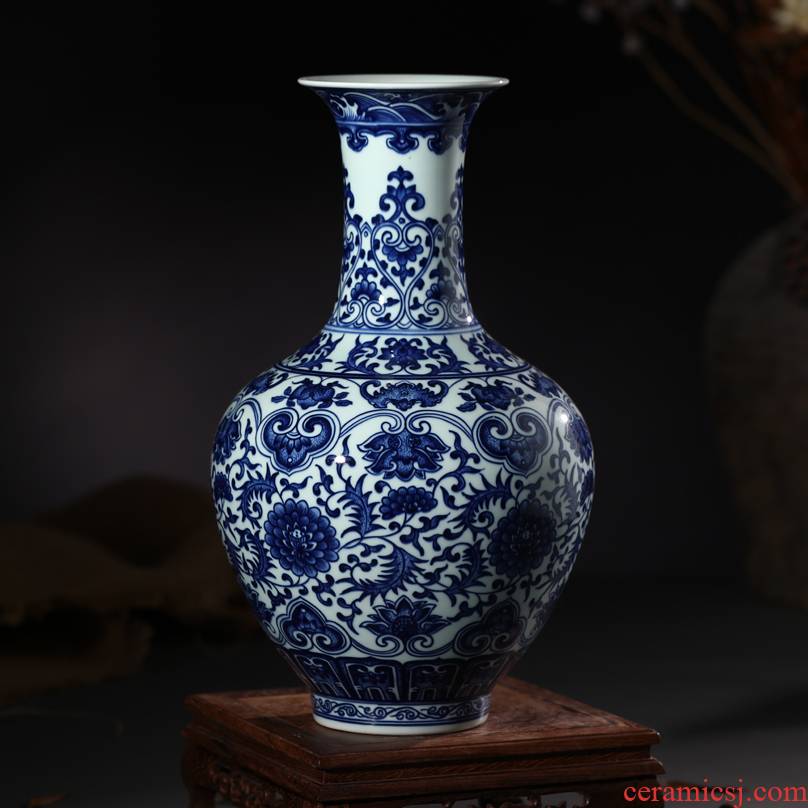 Jingdezhen ceramic antique blue and white porcelain vase put lotus flower grain furnishing articles modern living room of Chinese style household crafts