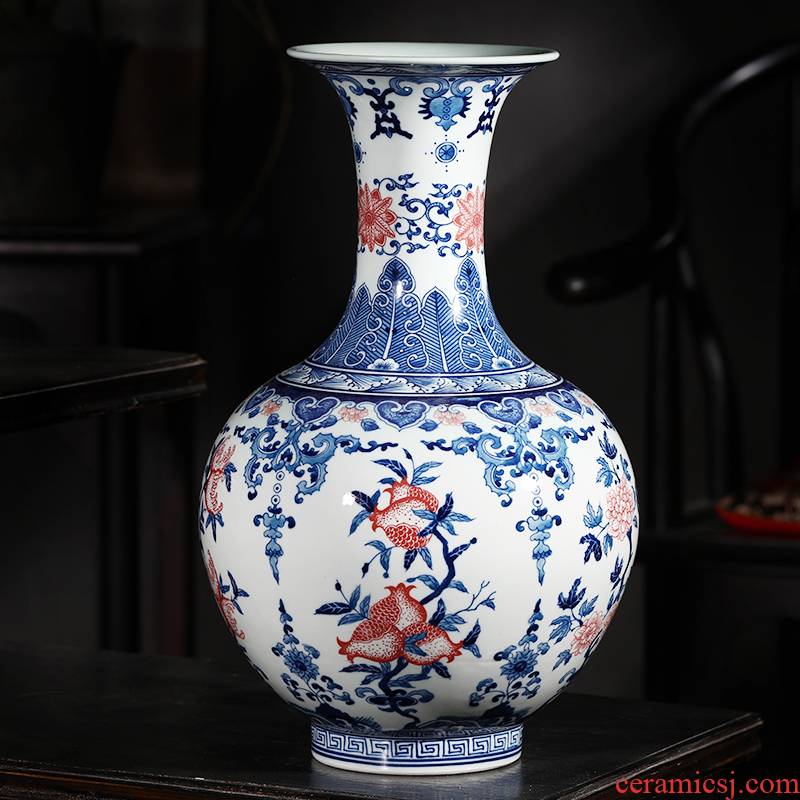 Jingdezhen ceramics hand - made archaize of new Chinese style household adornment is placed large blue and white porcelain vases, flower arrangement
