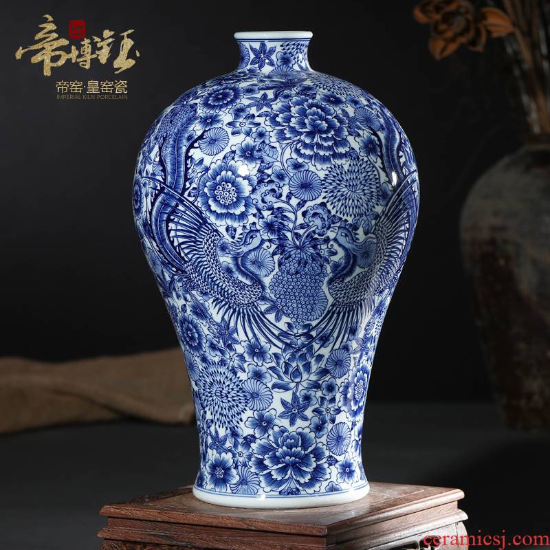Jingdezhen ceramics archaize pure hand - made mei bottles of new home sitting room of Chinese style household study adornment handicraft furnishing articles