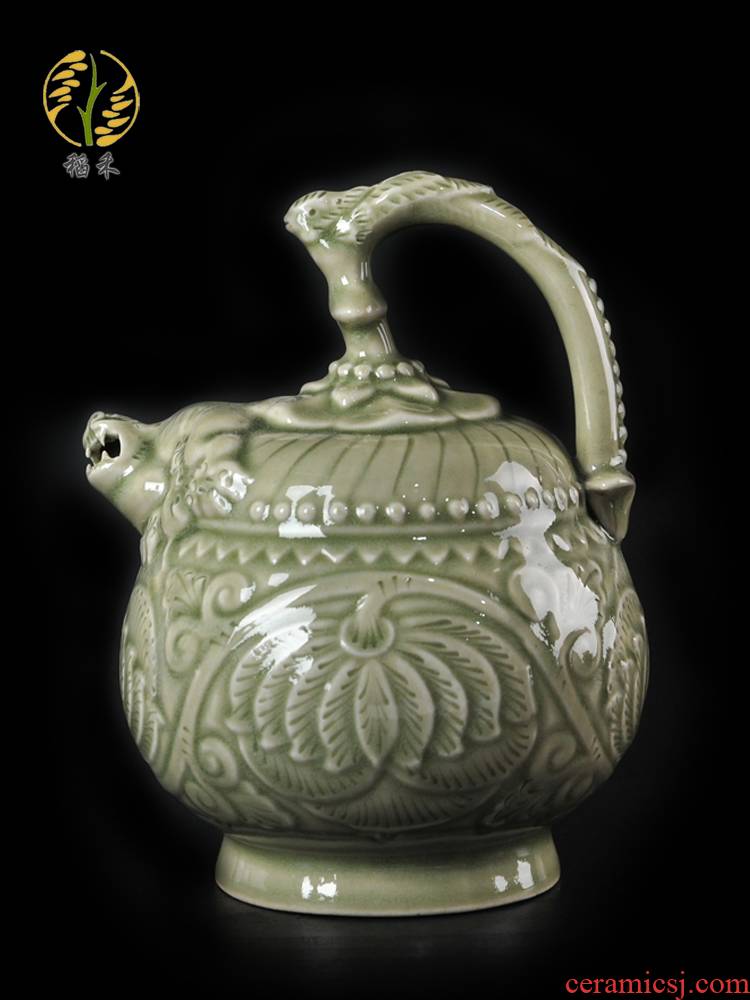Shanxi characteristic creative ceramic wine yao state small celadon porcelain jar of Chinese liquor pot of suit go back home
