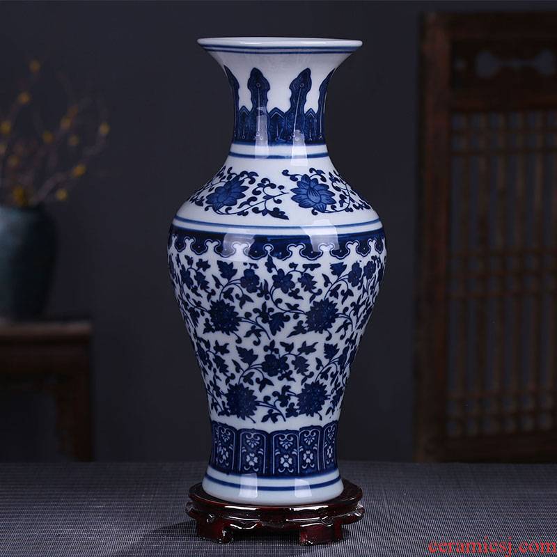 Jingdezhen ceramic vase of blue and white porcelain of modern Chinese style household craft supplies creative furnishing articles rich ancient frame, the living room