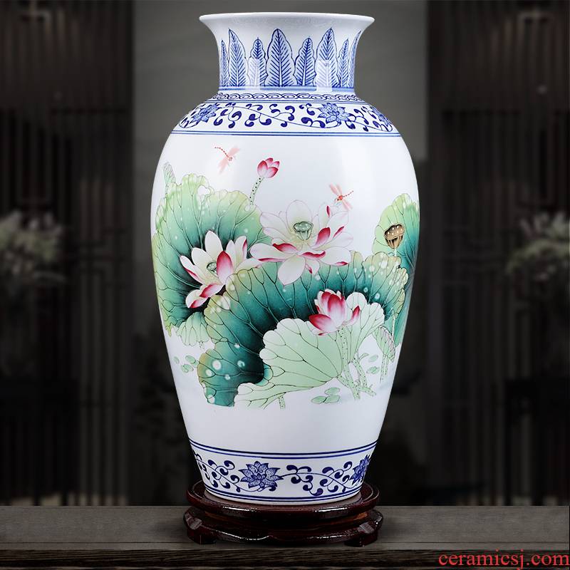 Insert jingdezhen blue and white ceramics powder enamel vase fragrant lotus classical famous hand - made home sitting room adornment is placed