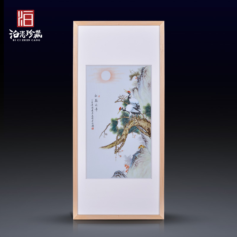 Jingdezhen ceramics hand - made flowers and birds hanging porcelain plate paintings of Chinese style of mural home sitting room adornment is placed in the background