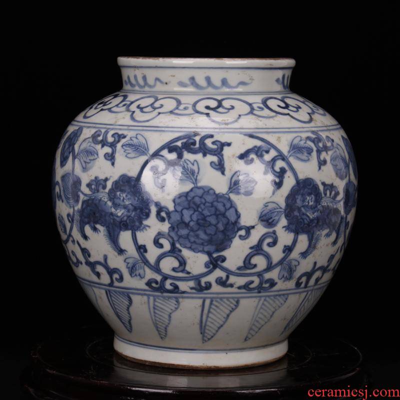 Jingdezhen antique reproduction antique folk blue and white lion play around branches can collect old items hand - made Chinese style classical furnishing articles
