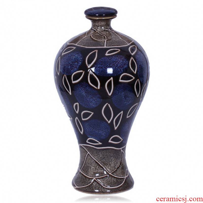 Jingdezhen ceramics decoration carving under glaze color bottle sealed bottle jars bottle