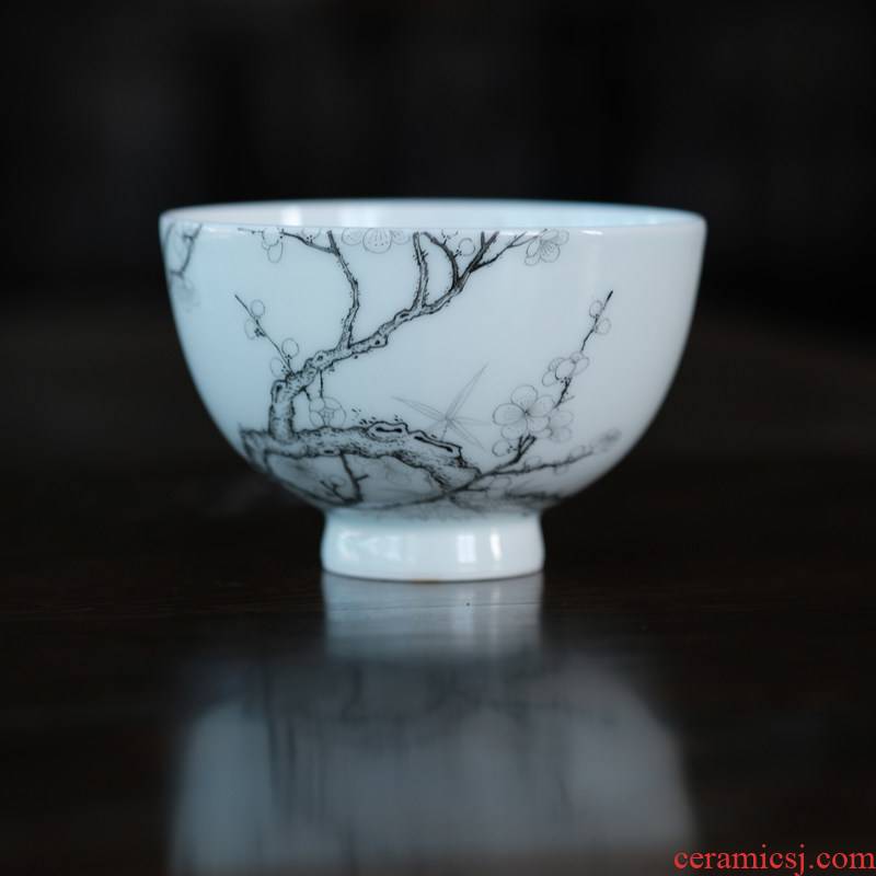 Offered home - cooked manual hand - made color ink in the name plum and the bamboo double pressure hand cup the qing jingdezhen ceramic tea cup master sample tea cup