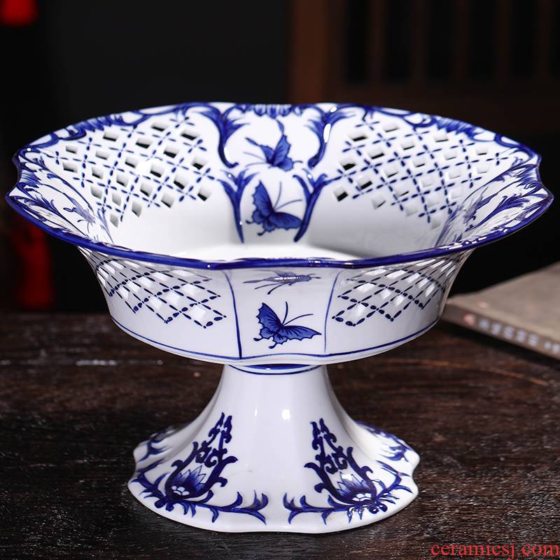 Jingdezhen ceramics creative Chinese blue and white hollow out high fruit bowl dried fruit sugar bowl creative home and practical
