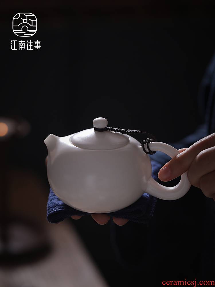 Jiangnan past little teapot kung fu tea tea white porcelain glossy glaze suet jade beauty single pot pot