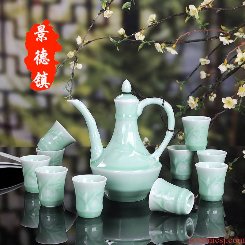 Jingdezhen longquan celadon wine liquor household ceramic wine restoring ancient ways suit creative big hip flask glass in Chinese style
