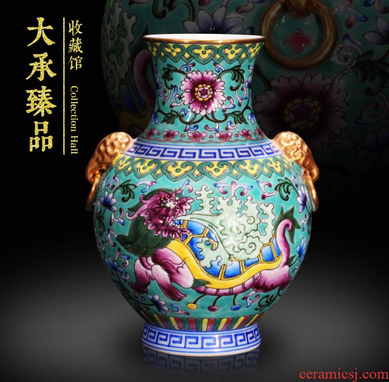 Jingdezhen antique vase furnishing articles hand - made green enamel enamel gold head Chinese study to collect the arts and crafts