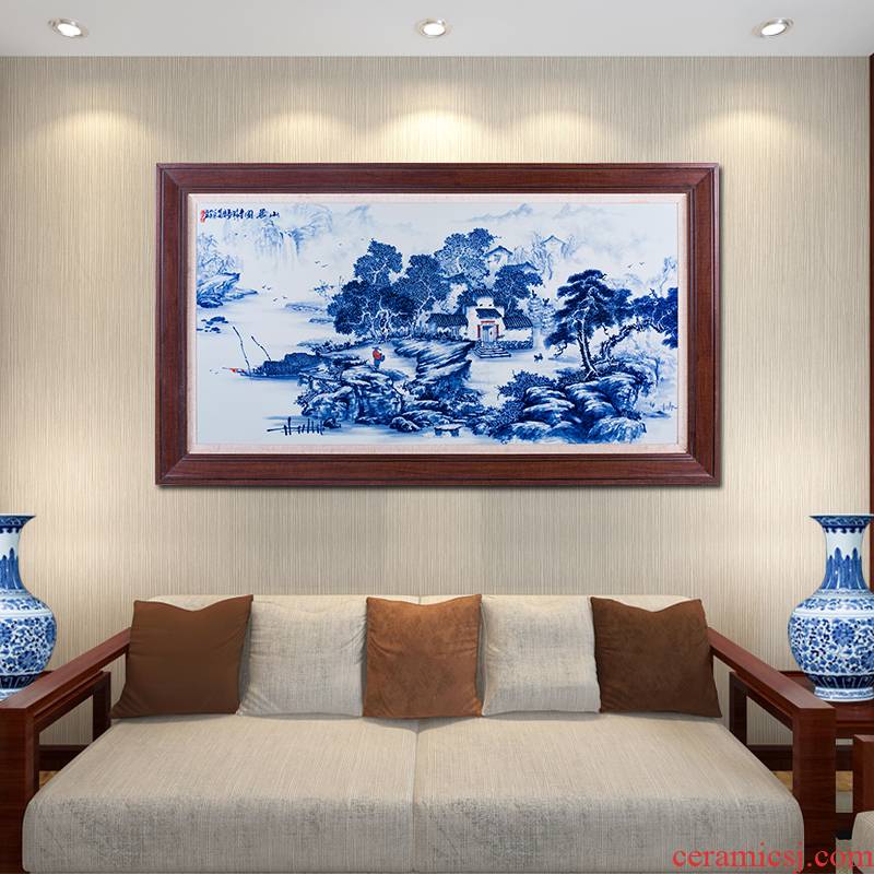 Jingdezhen ceramics decoration hangs a picture box wood living room of Chinese style household restaurant hand - made of blue and white porcelain plate painting
