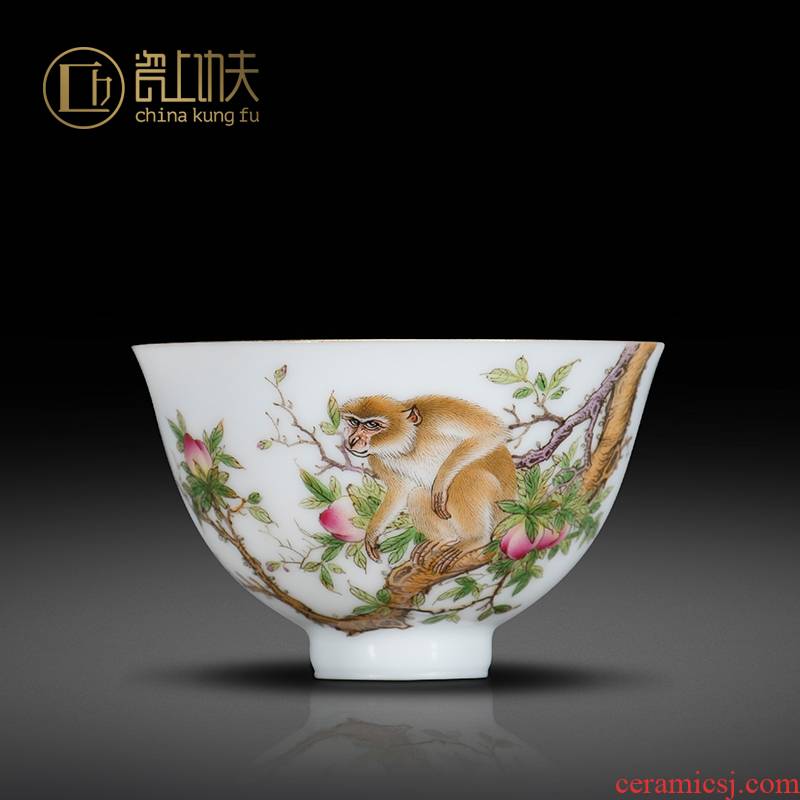 Jingdezhen ceramic kongfu master cup pure manual colored enamel monkey peach ShouRui sample tea cup single tea cup