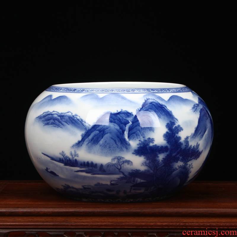 Jingdezhen ceramic vase hand - made landscape big fish tank Chinese style living room home decoration collection of blue and white porcelain