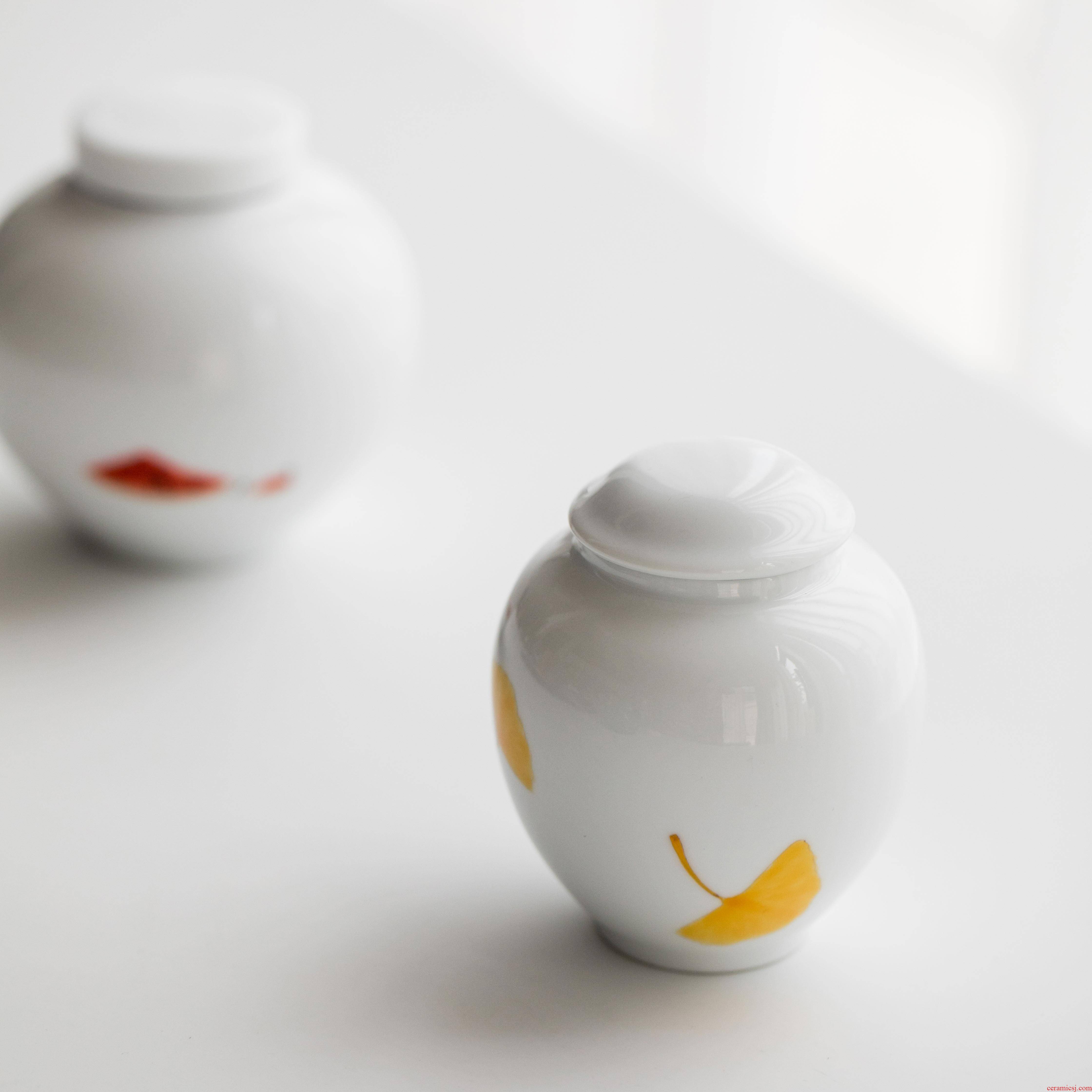 Vegetation school hand - made ceramic ginkgo tea canister mini small sealed as cans to save tea tin spread moistureproof tank tea
