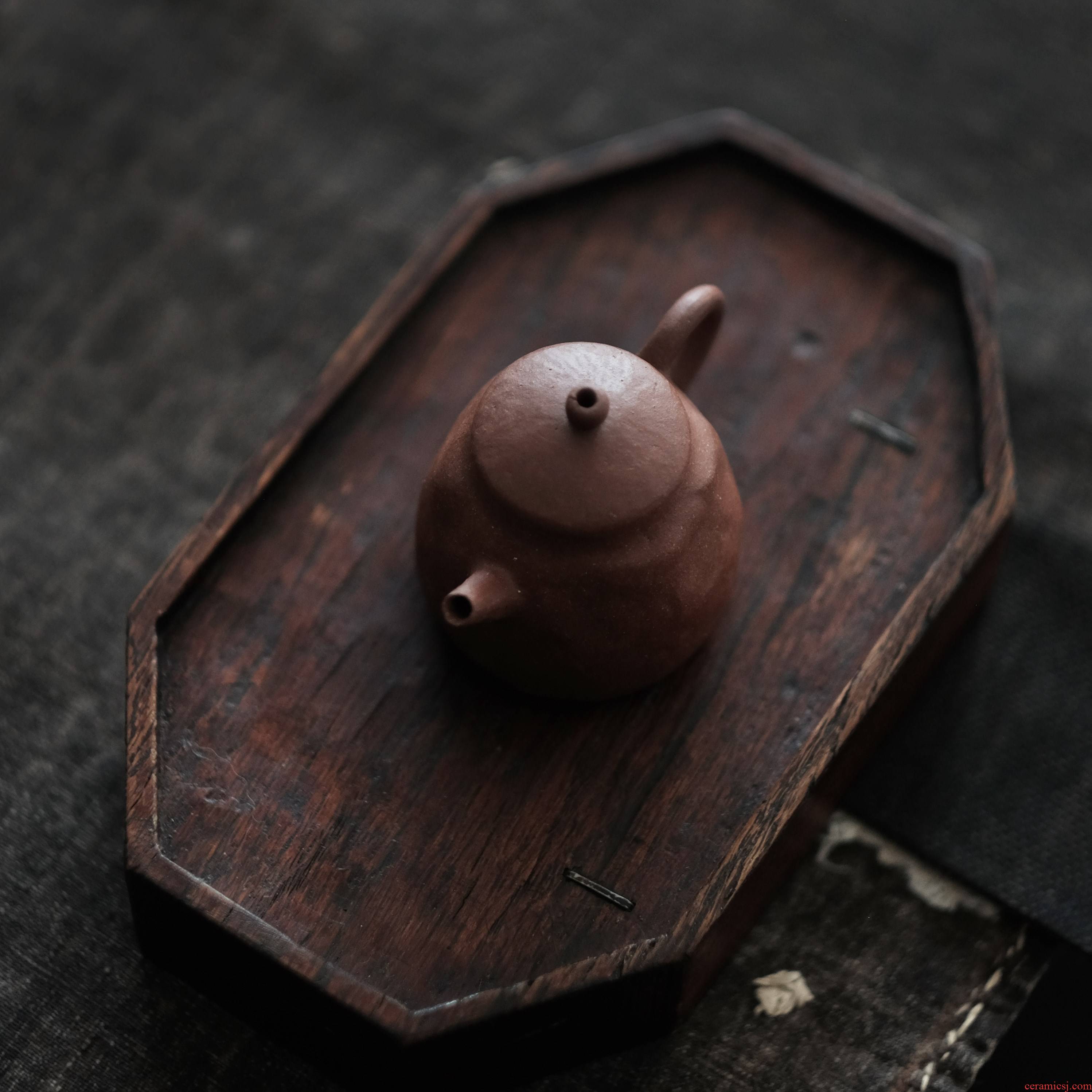Wood tea tray tea table red core craftsmen Du weathering whole all hand carved Wood make orphan works, anise soaked