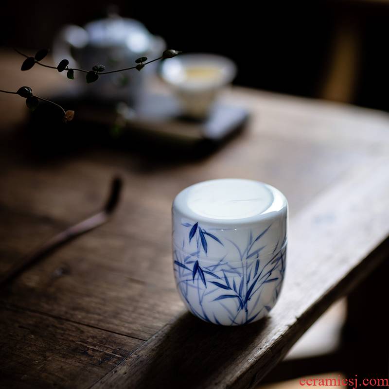 Vegetation school white porcelain hand - made caddy fixings wake receives ceramic tea store receives little black tea pu 'er tea storehouse to wake