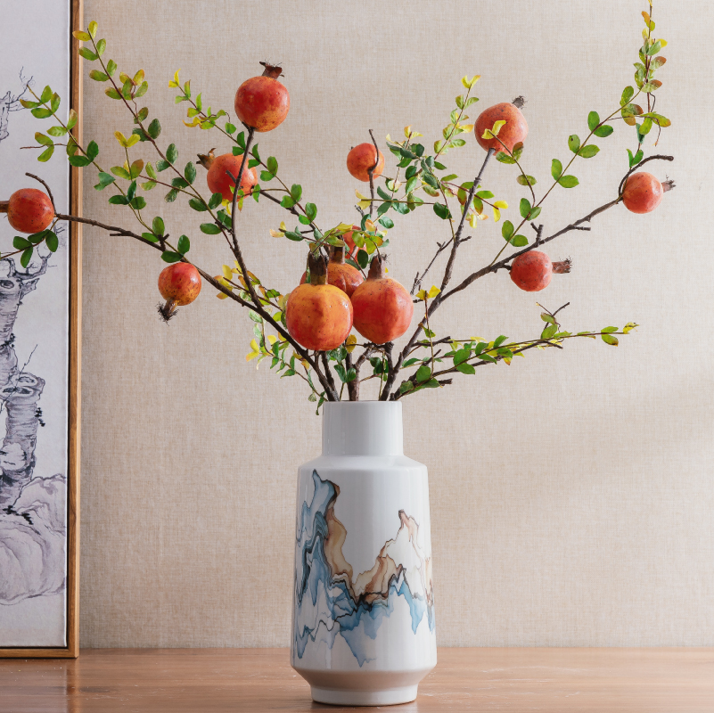Jingdezhen ceramic table furnishing articles dry flower vase of Chinese style is contracted decorate household simulation TV ark, spent sitting room