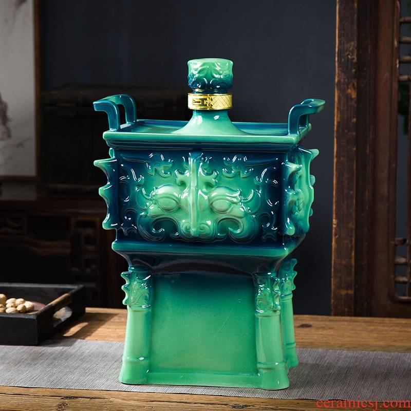 Jingdezhen art bottle 10 jins enamel color mercifully collect empty wine jars with sealing lock hip flask