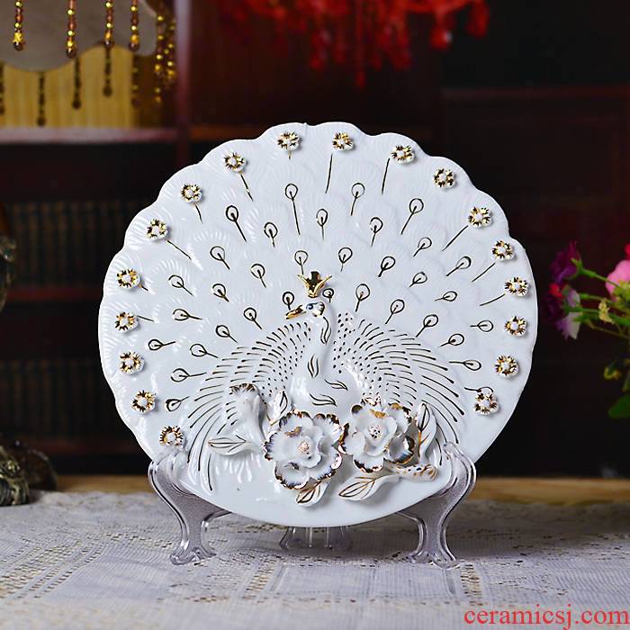 Characteristic pinch carved a disc - big peacock plate European family decoration crafts furnishings ceramic crafts