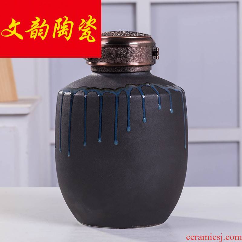 Jingdezhen ceramic bottle 5 jins of empty bottle retro creative gift penjing collection jar wine hip flask