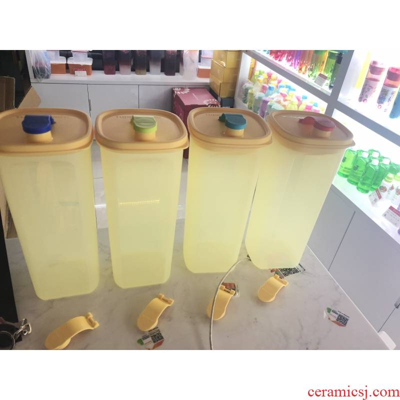Choi pomelo dainty pot of cold plastic kettle pot belt filter, large capacity fresh cool beverage bottle 2 l kettle