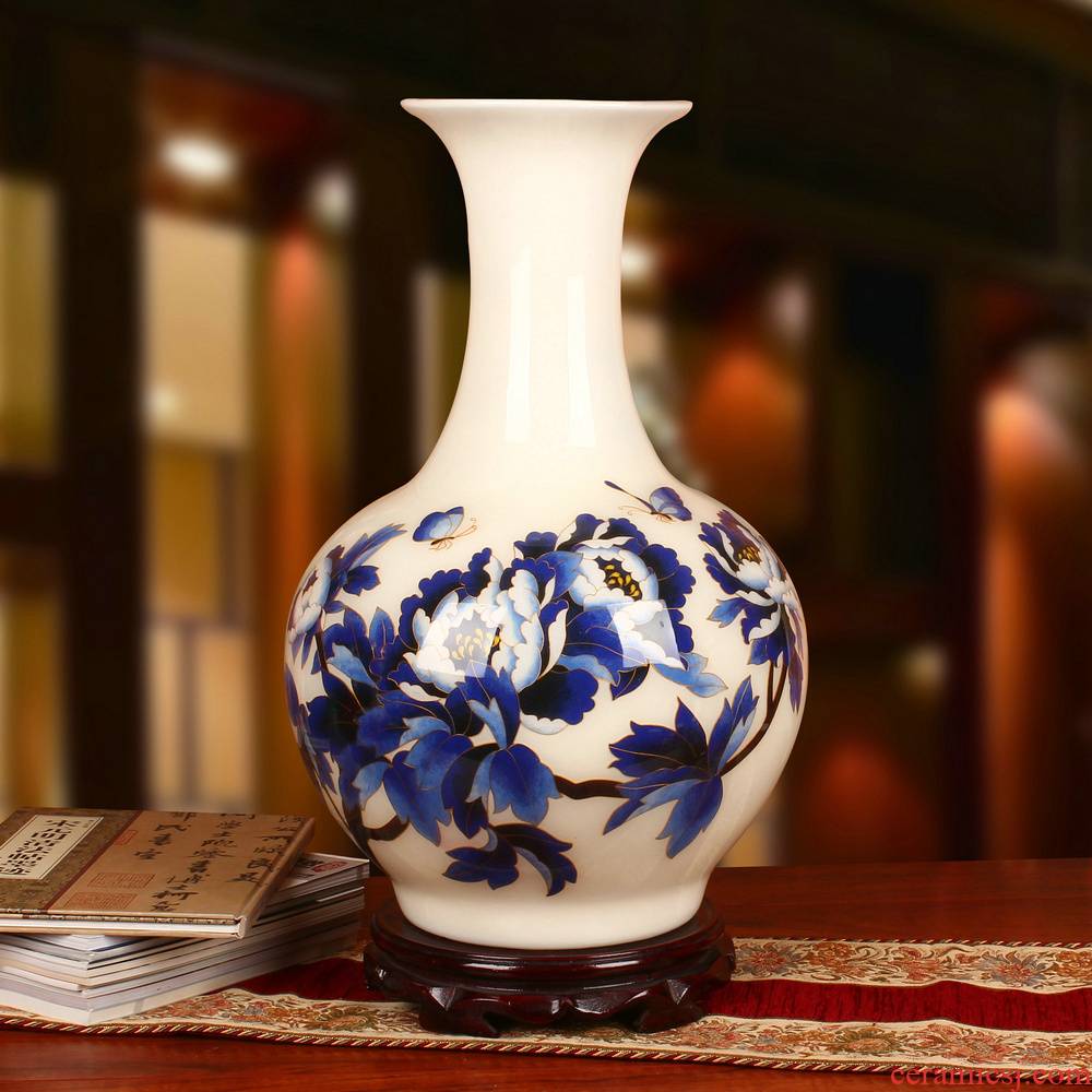 Jingdezhen ceramics white straw blue and white vase peony riches and honour of modern Chinese style household decorative furnishing articles