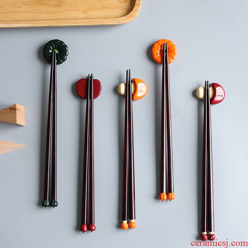 Northern wind ins home fruit chopsticks frame supporting creative lovely ceramic household chopsticks pillow chopsticks spoon holder