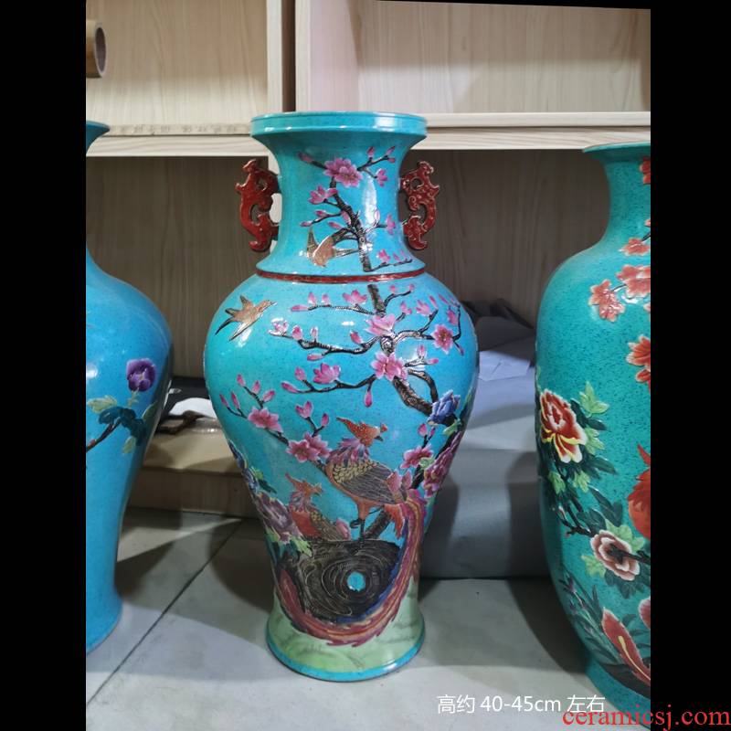 Qianlong colored enamel porcelain vase high up with Qianlong three hall of colored enamel porcelain vase relief vase