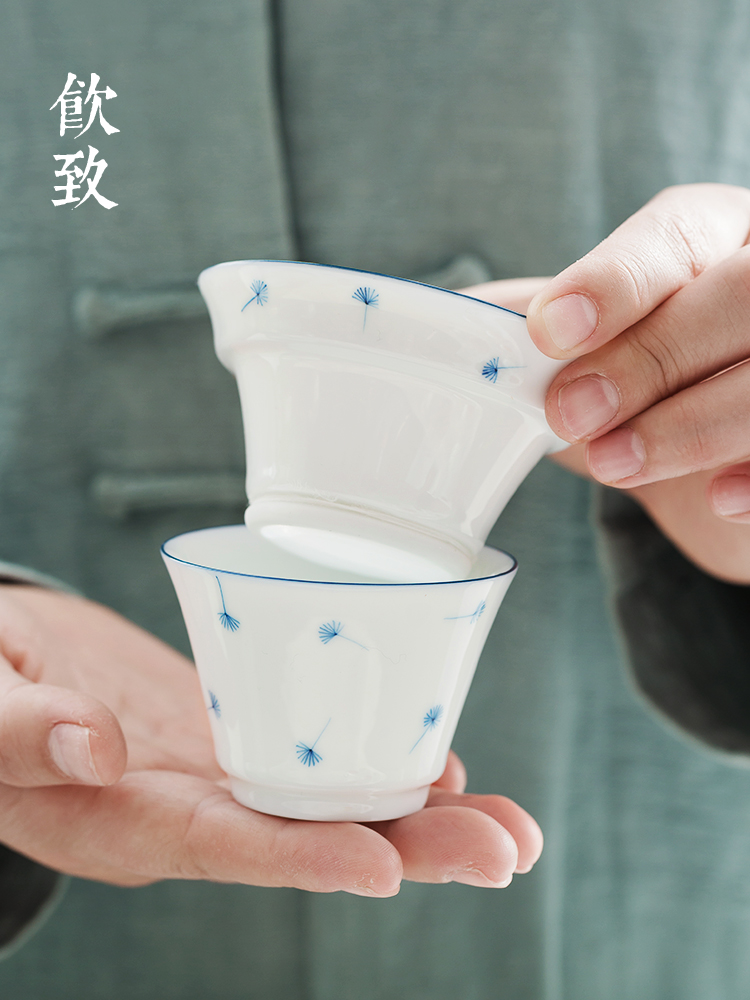 Ultimately responds white porcelain of jingdezhen blue and white porcelain insulation tea tea filter to kung fu) ceramic filter belt base parts tea sets