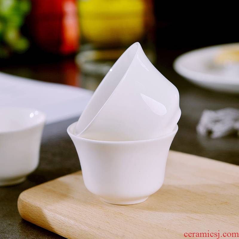 Under the pure white glazed color porcelain glass trumpet wine cup creative household liquor cup jingdezhen contracted style a small handleless wine cup