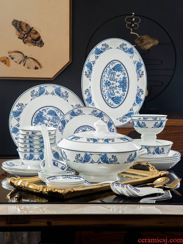 Touch the floor clearance 】 【 jingdezhen blue and white porcelain tableware suit household ipads high - grade Chinese chopsticks dishes dishes