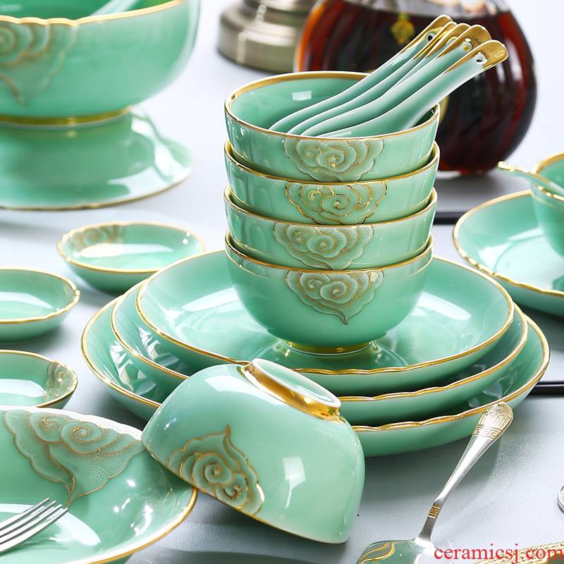 Hand - made celadon dishes Chinese style up phnom penh high - end dishes of jingdezhen ceramic celadon carved tableware tableware suit